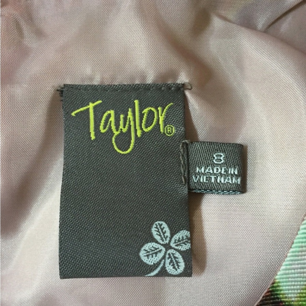Taylor- Baked Coral Floral Fit & Flare Cut Out Shoulders size 8 - Picture 6 of 7